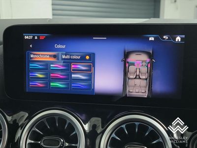 2025 Mercedes-Benz EQA