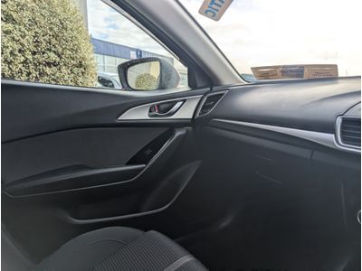 2019 Mazda Axela