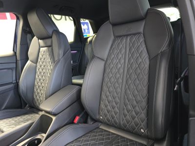 2022 Audi Q4