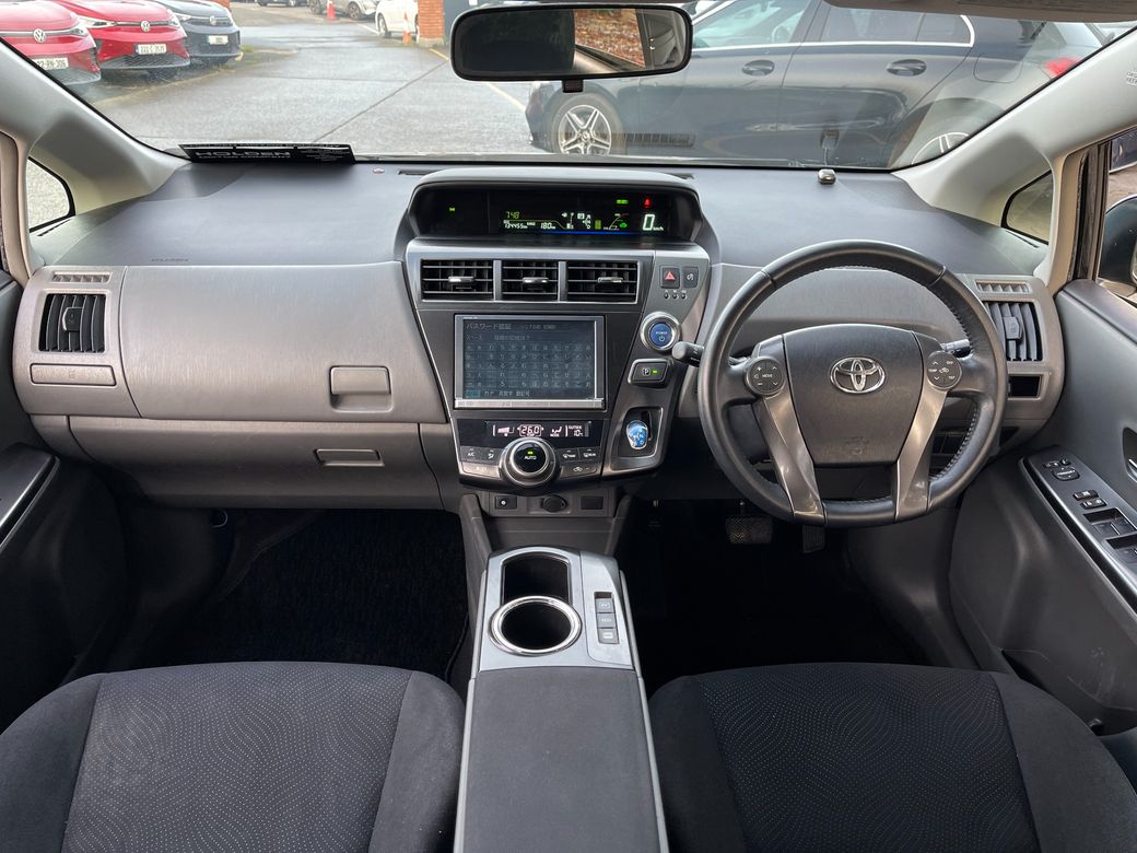 2013 Toyota Prius Alpha