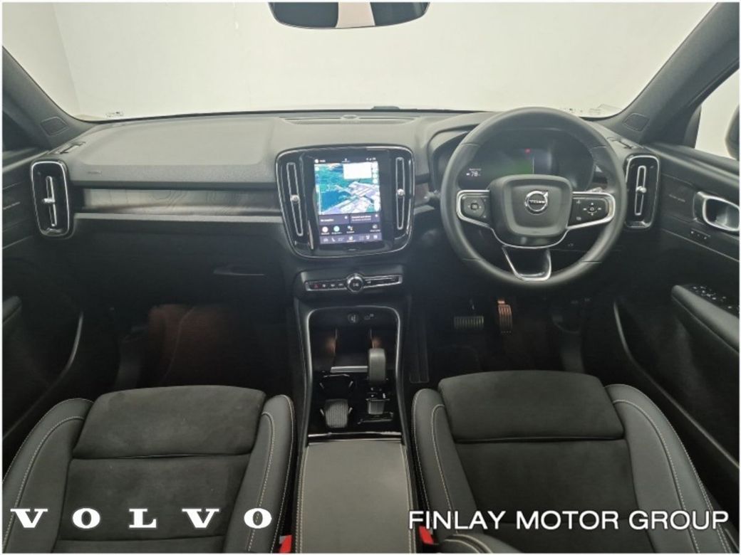 2023 Volvo XC40
