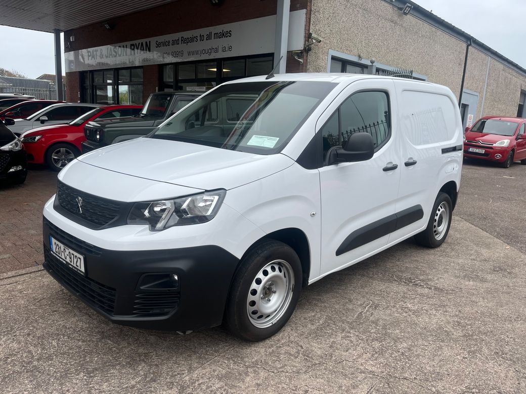 2023 Peugeot Partner