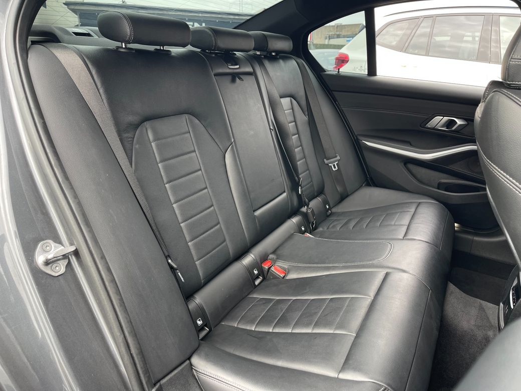 2021 BMW 3 Series
