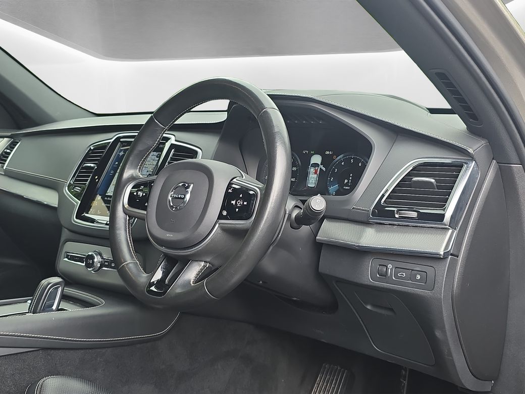 2021 Volvo XC90