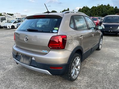 2015 Volkswagen Polo