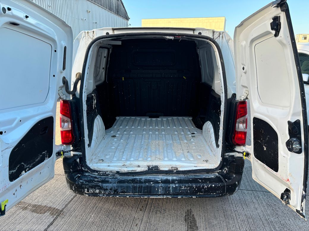 2021 Peugeot Partner