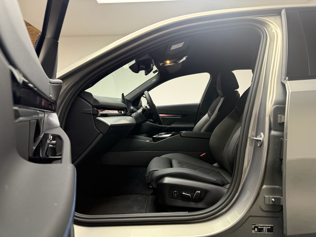 2025 BMW 5 Series