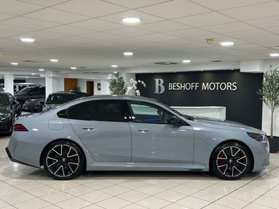 2025 BMW M5