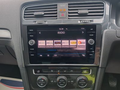 2017 Volkswagen Golf