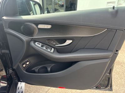 2022 Mercedes-Benz GLC Class