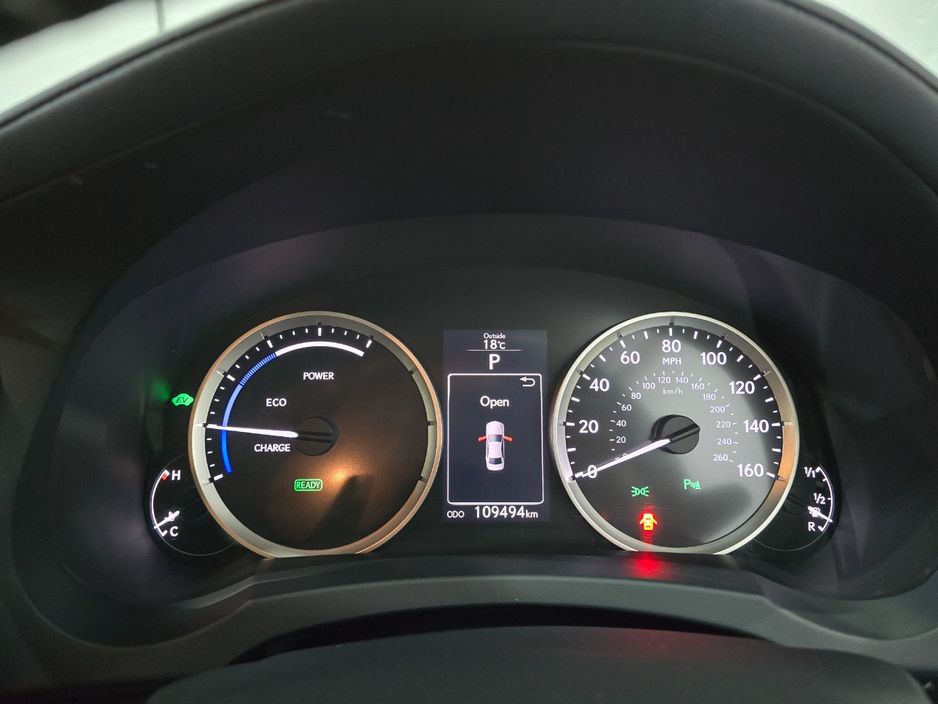 2016 Lexus IS 300h