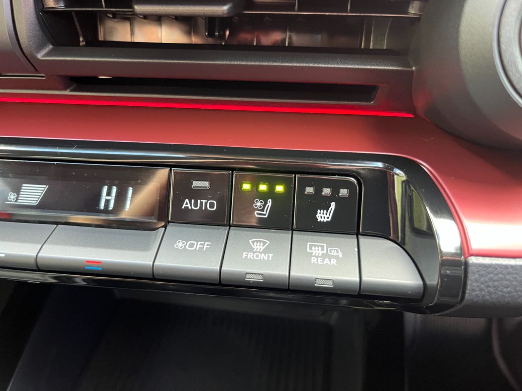 2024 Toyota Prius