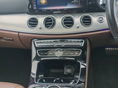 2019 Mercedes-Benz E 220