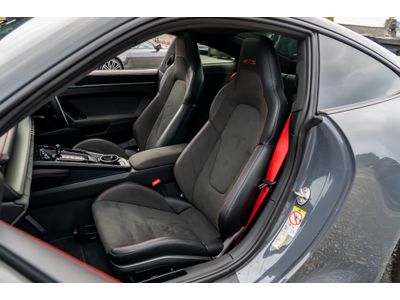 2025 Porsche 911