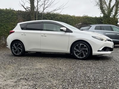 2017 Toyota Auris