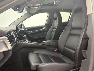 2016 Porsche Panamera