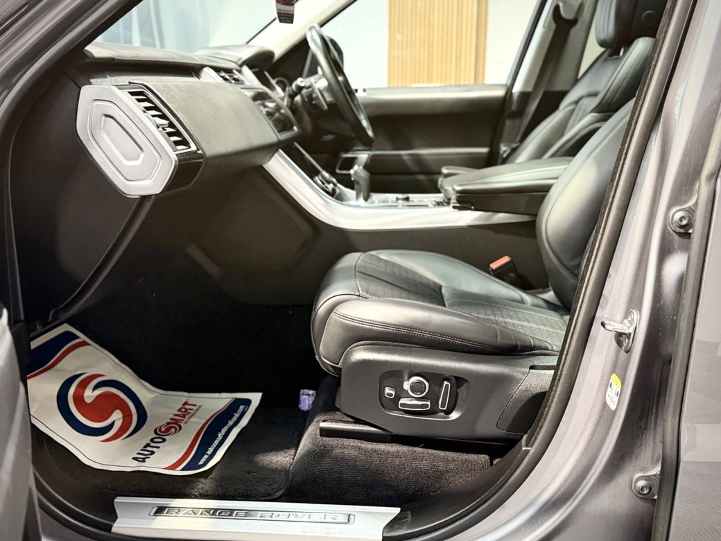 2020 Land Rover Range Rover Sport