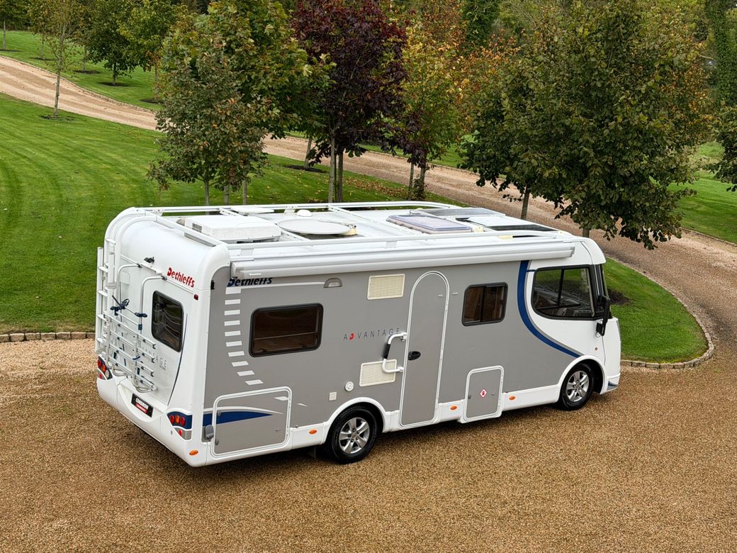 2008 DETHLEFFS ADVANTAGE INTEGRAL 16501B  R.H.D MANUAL A CLASS C1 REQUIRED 