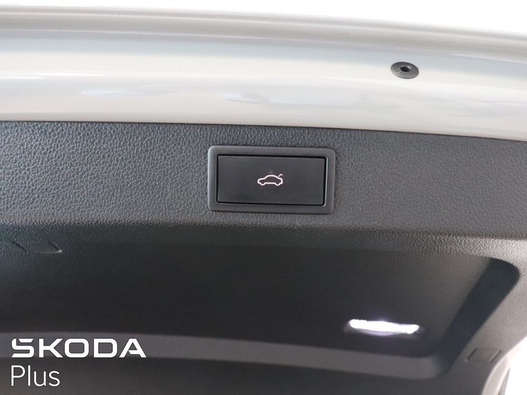 2023 Skoda Superb
