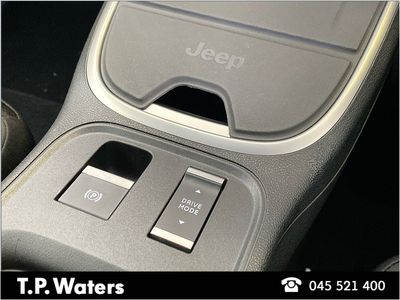 2025 Jeep Avenger