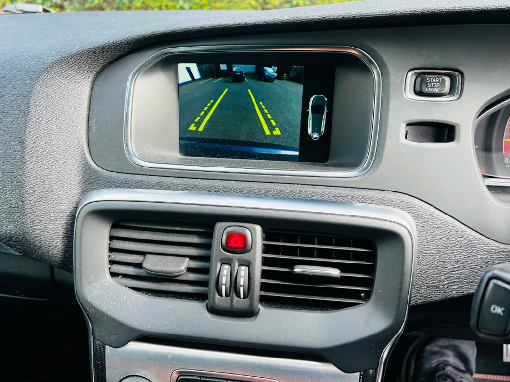 2015 Volvo V40