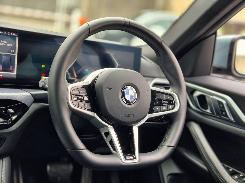 2025 BMW i4