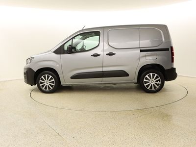 2022 Peugeot Partner