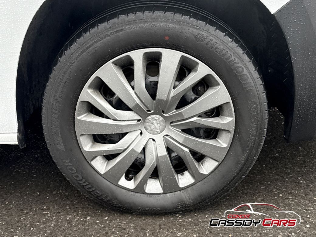 2022 Peugeot Partner