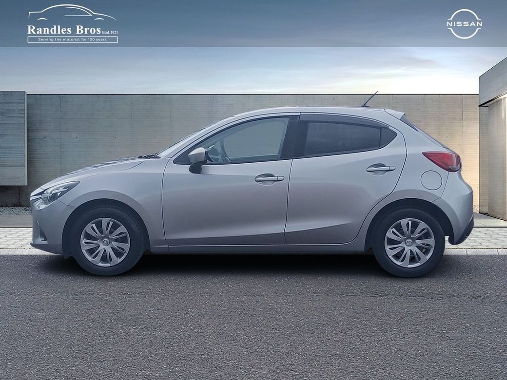 2016 Mazda Demio