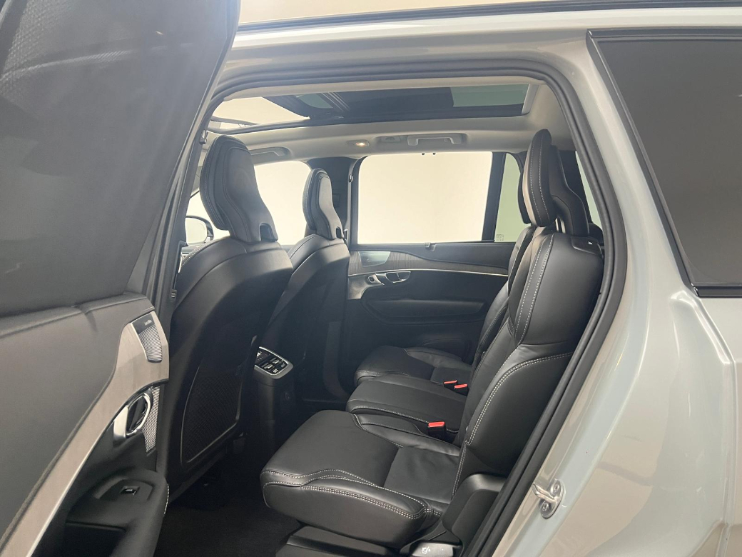 2024 Volvo XC90