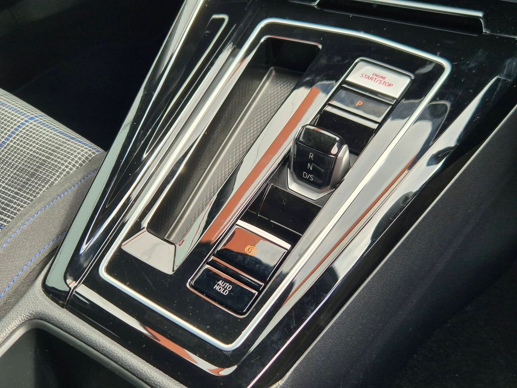 2024 Volkswagen Golf