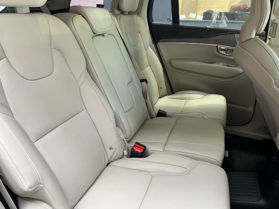2022 Volvo XC90