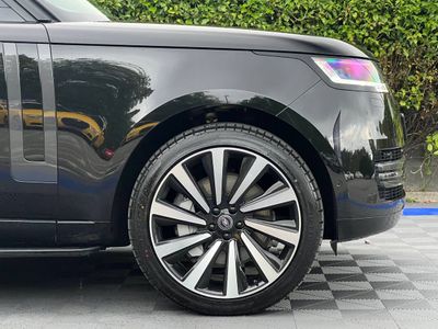 2025 Land Rover Range Rover