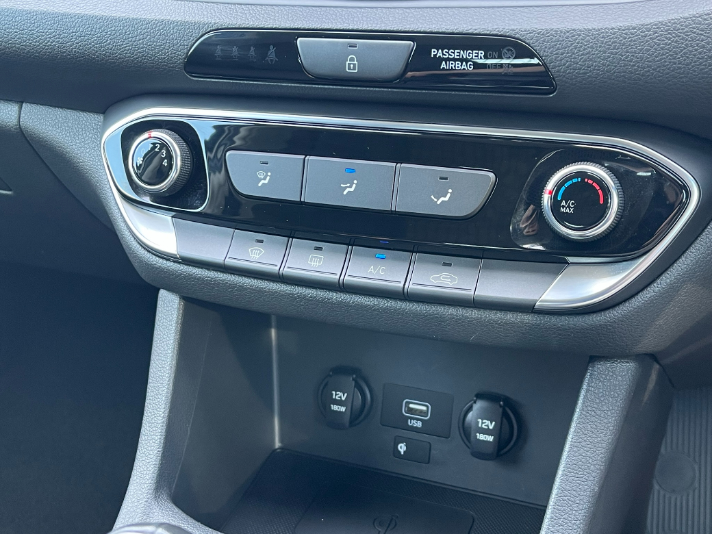 2022 Hyundai i30