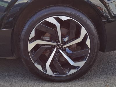 2022 Audi e-tron
