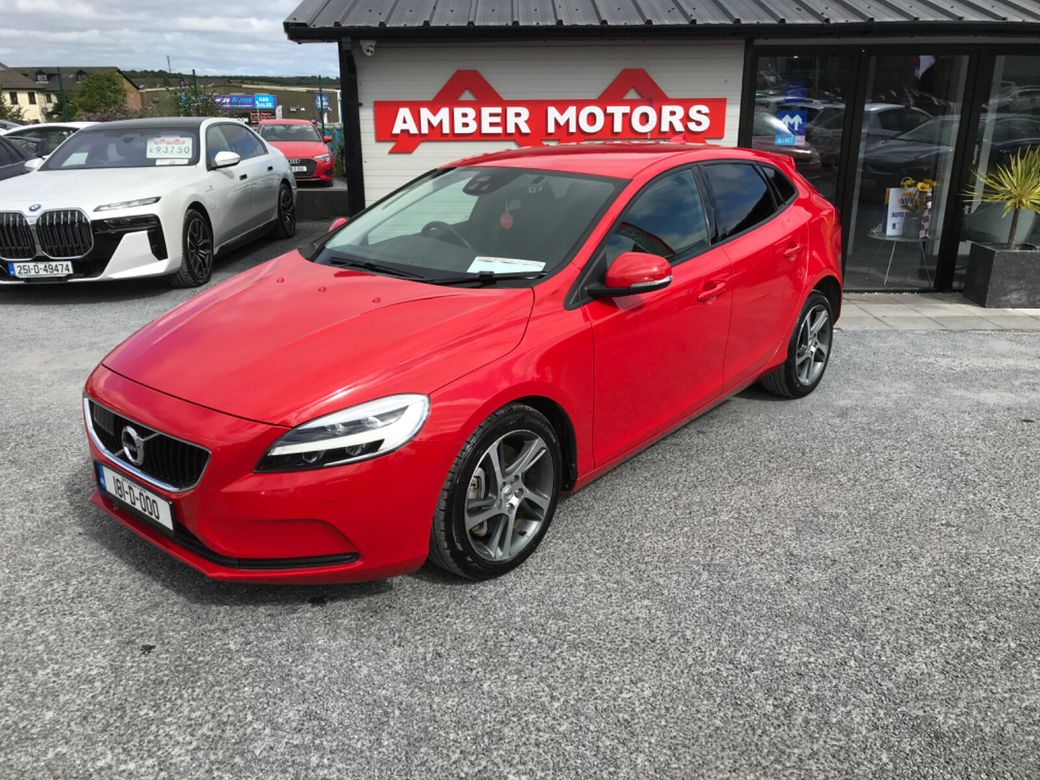 2018 Volvo V40