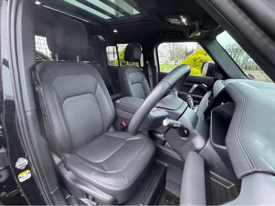 2023 Land Rover Defender