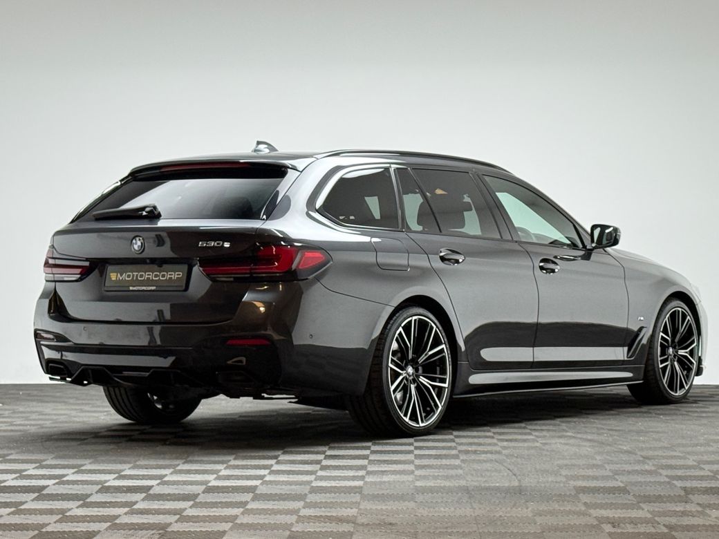 2021 BMW 5 Series