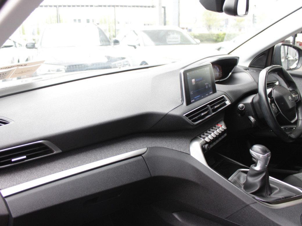 2019 Peugeot 5008