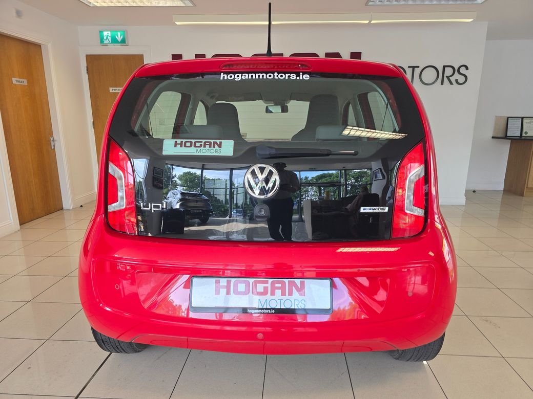 2016 Volkswagen up!