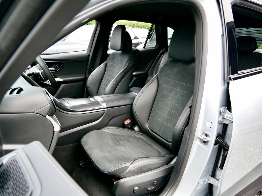 2025 Mercedes-Benz GLC Class