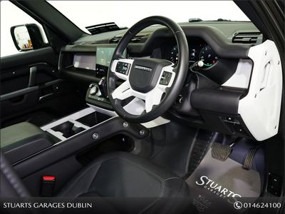 2025 Land Rover Defender