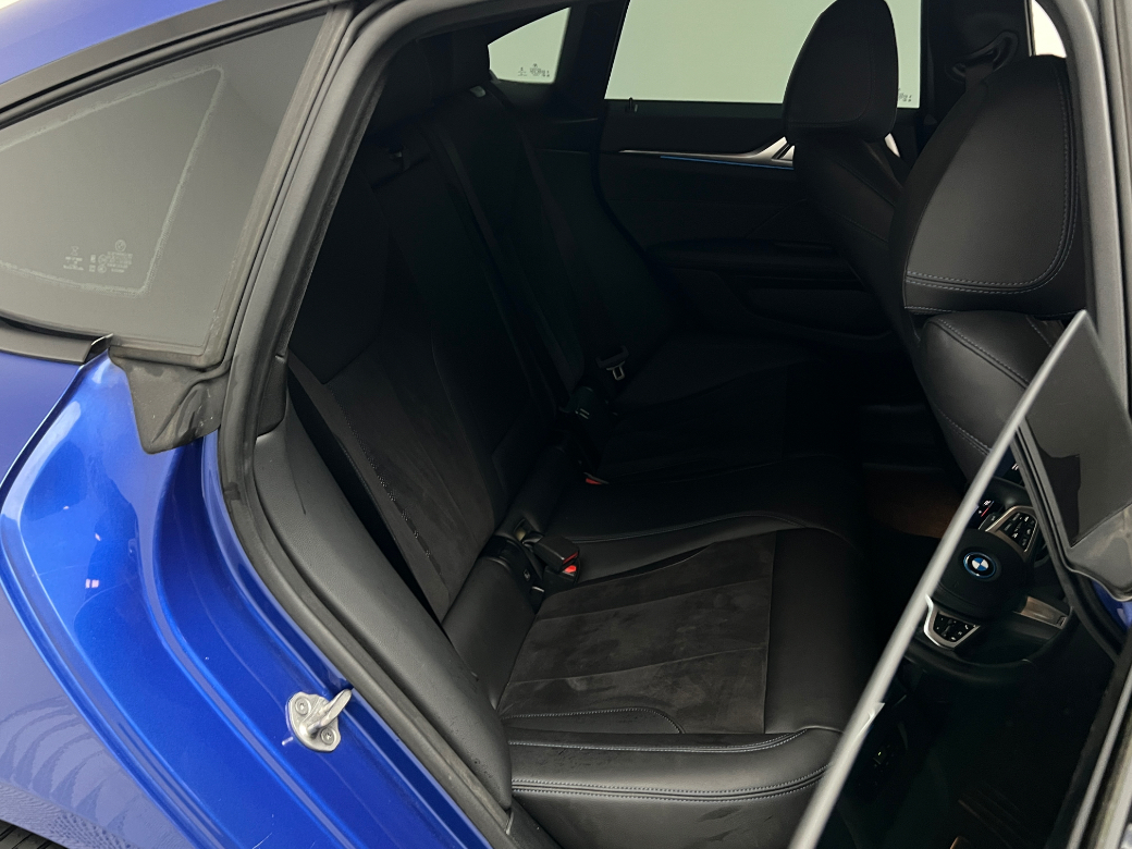 2022 BMW i4