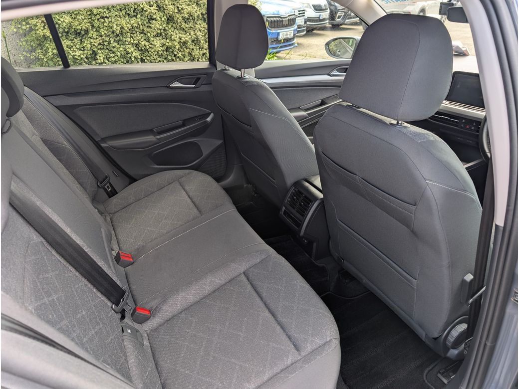 2024 Volkswagen Golf