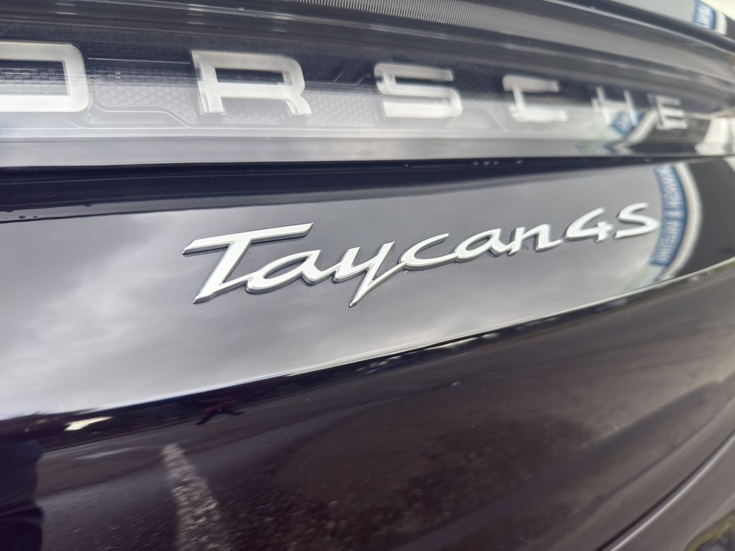 2023 Porsche Taycan
