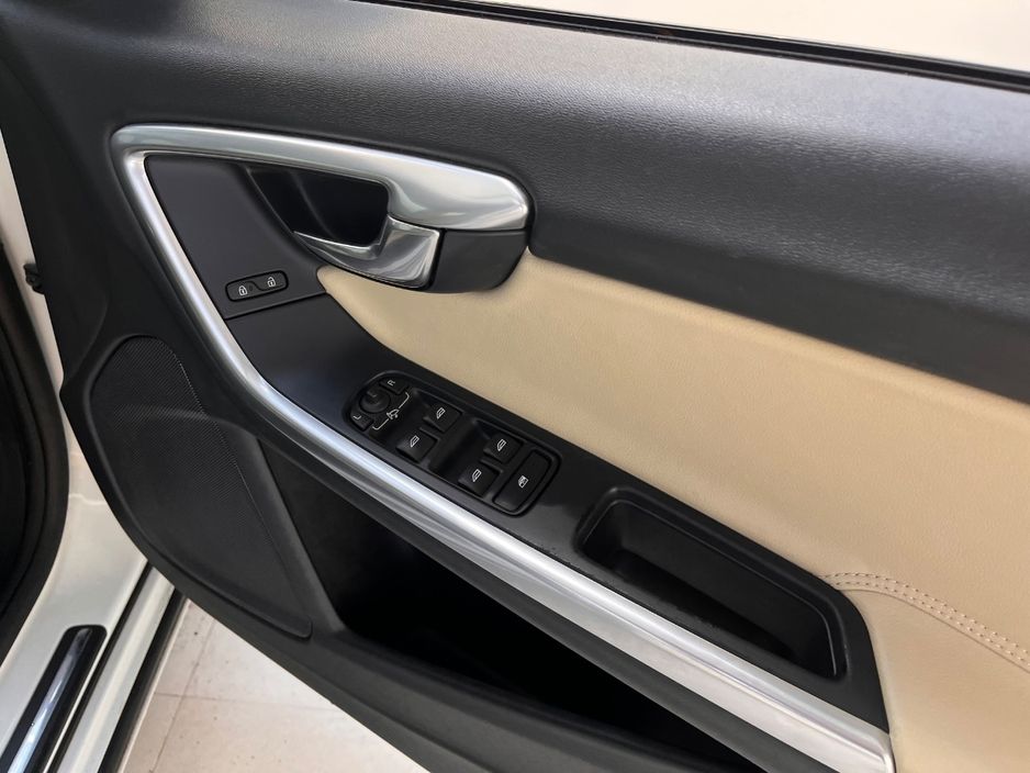 2016 Volvo S60