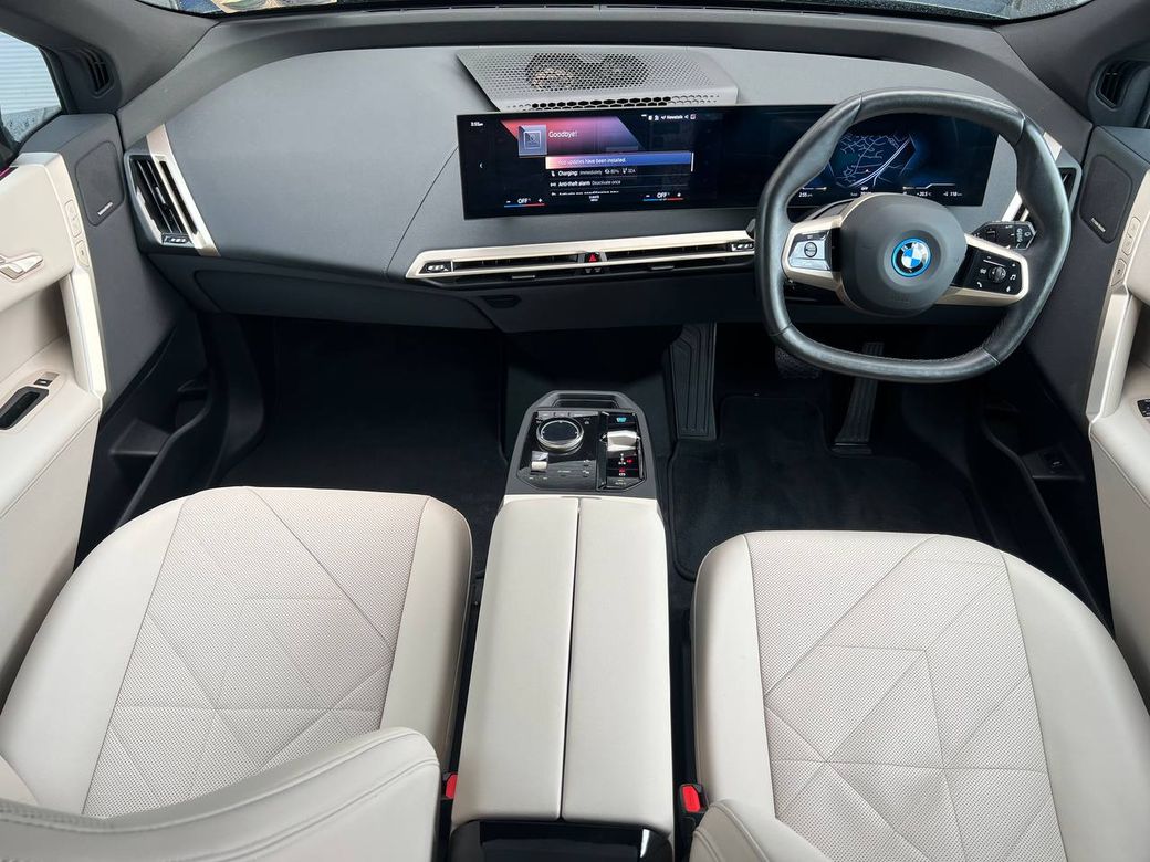 2022 BMW iX