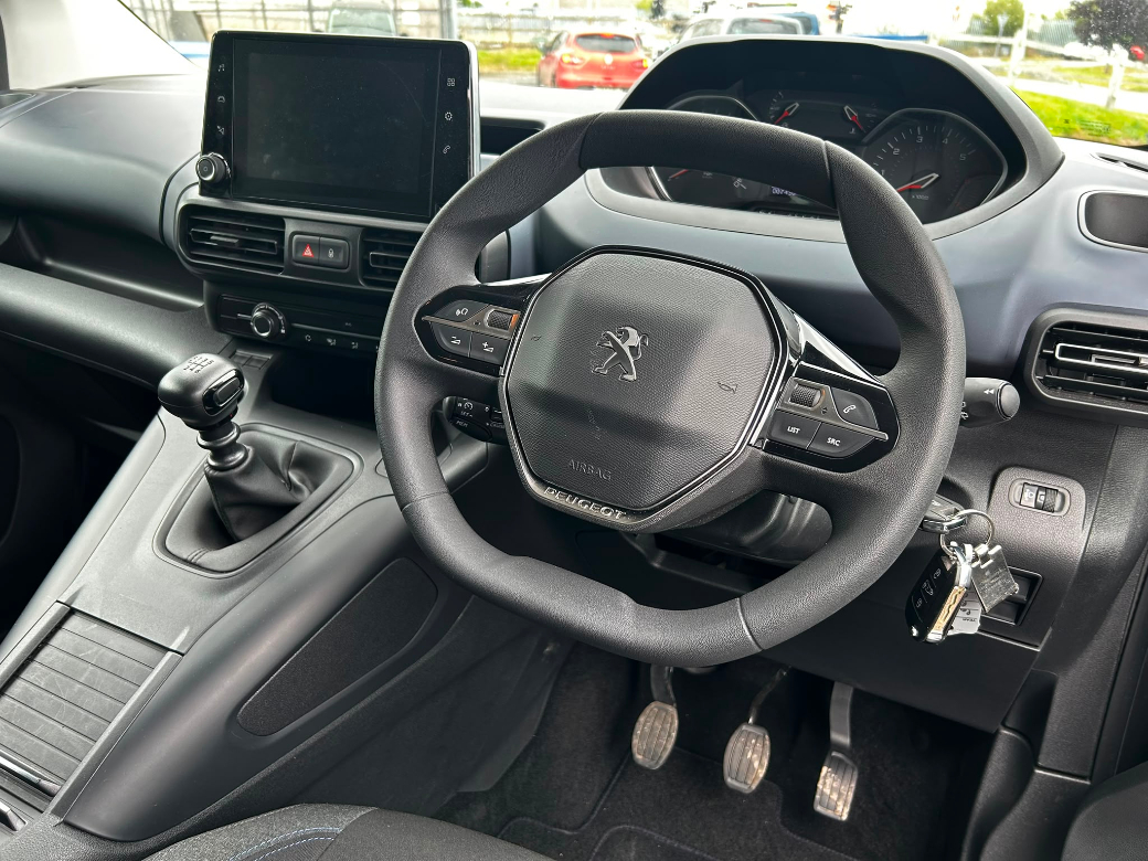 2023 Peugeot Rifter