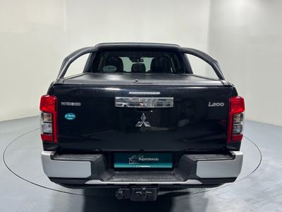 2020 Mitsubishi L200