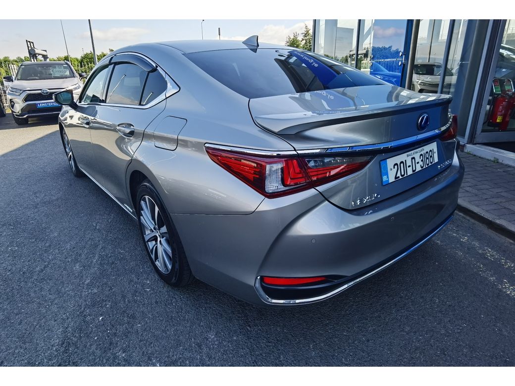 2020 Lexus ES 300h